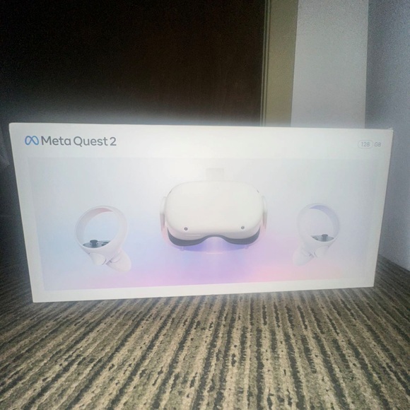 Quest 2 VR Headset - White